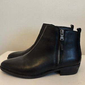 Lauren Ralph Lauren Shira Black Leather Boot size 6.5